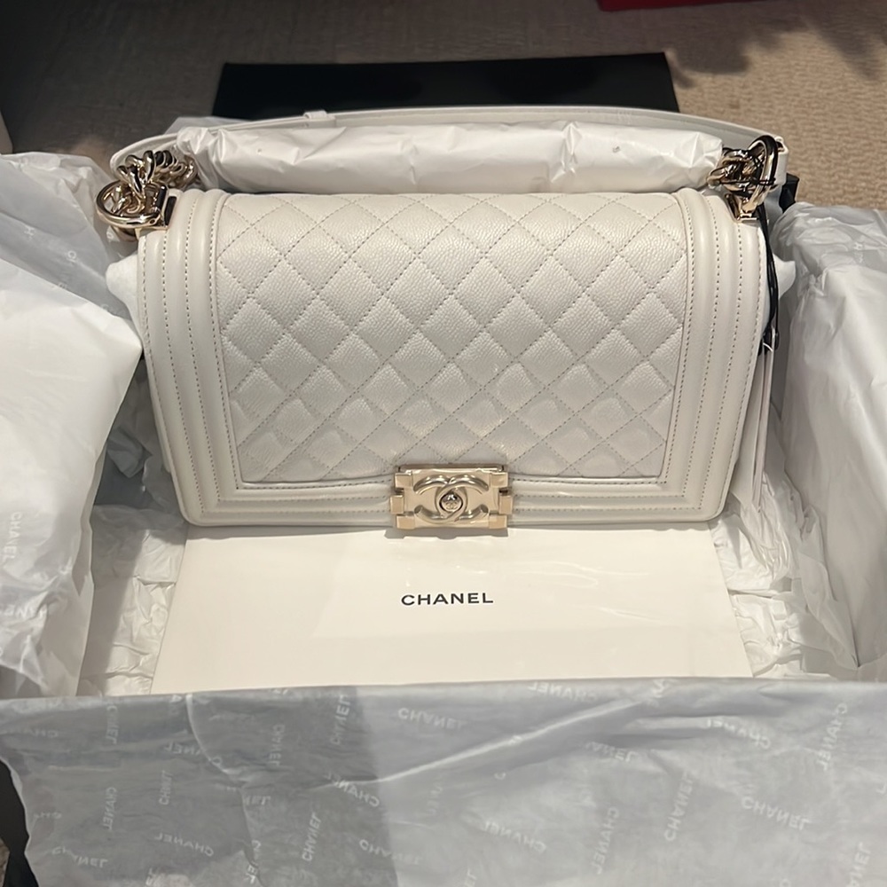 Chanel Boy Bag - white. BRAND NEW with tags, box, bag, wrapping. Never touched.
